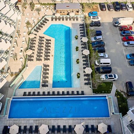 Summer Residence Apartment In Infinity Beach Resort - Parking Mamaia Buitenkant foto