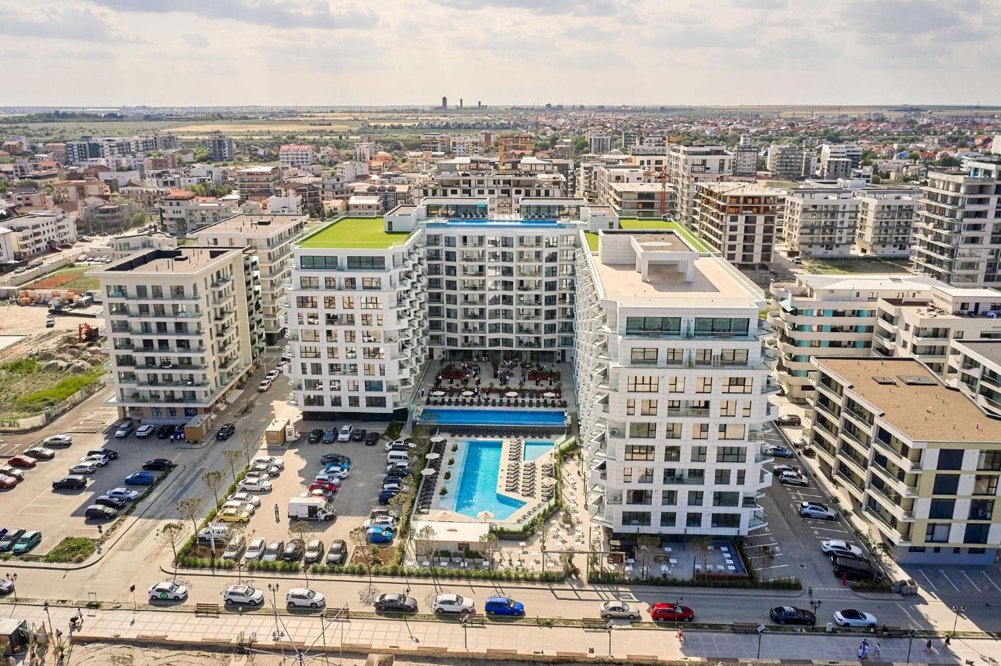 Summer Residence Apartment In Infinity Beach Resort - Parking Mamaia Buitenkant foto